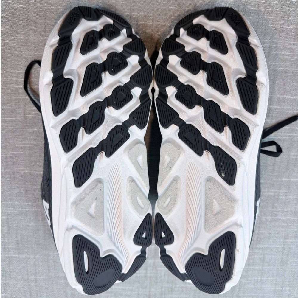 Hoka Clifton 9 Womens Running Shoes Black White 1127896 BWHT Size 7.5B - Picture 3 of 8